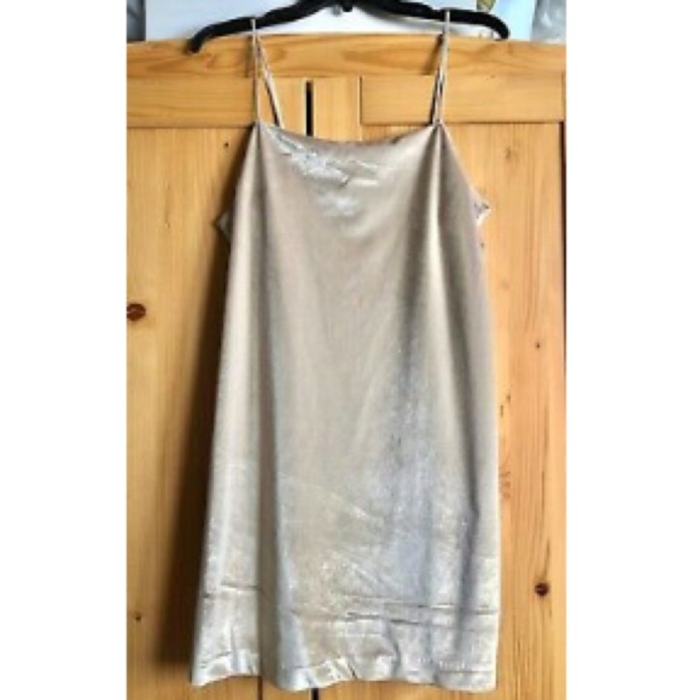 Tris Boutique champagne velvet club party dress